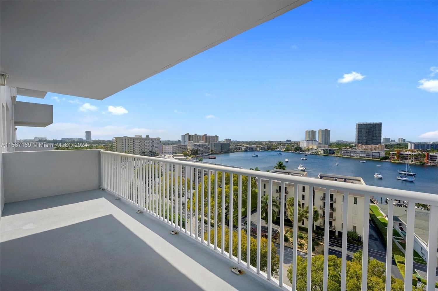 Real estate property located at 137 Golden Isles Dr #1009, Broward County, Golden Surf Towers Condo, Hallandale Beach, FL