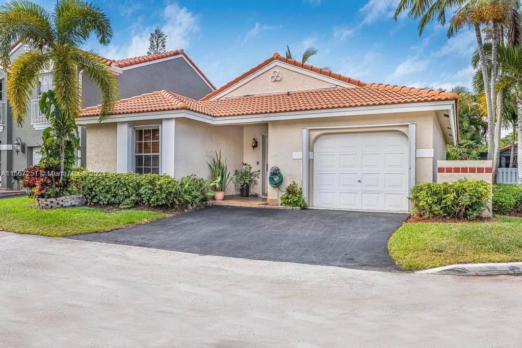 Real estate property located at 1399 Seagrape Cir, Broward County, COUNTRY ISLES GARDEN HOME, Weston, FL