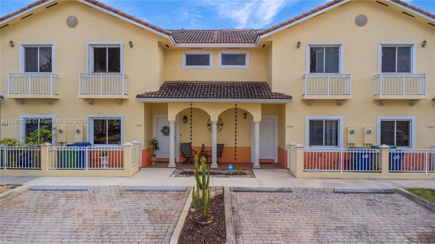 Real estate property located at 7412 178th St #7412, Miami-Dade County, TUSCAN LAKE VILLAS, Hialeah, FL