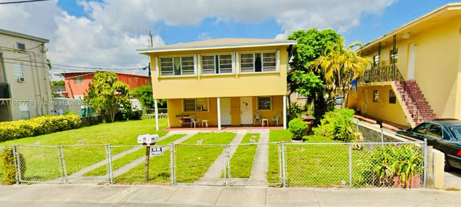 Real estate property located at 560 1st Ave, Miami-Dade County, TOWN OF HIALEAH FLA, Hialeah, FL