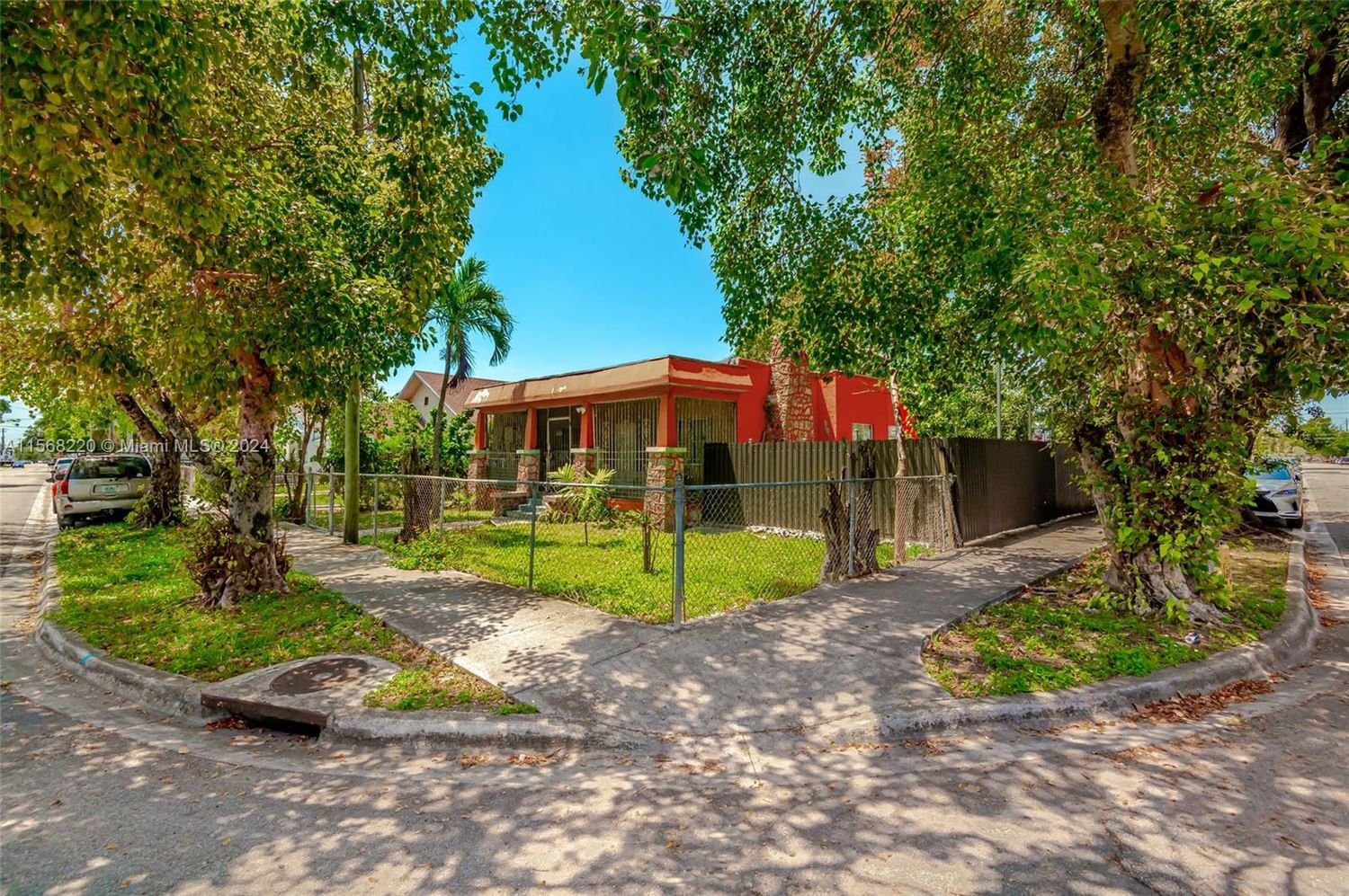 Real estate property located at 2512 19th Ave, Miami-Dade County, ROSEMONT PARK, Miami, FL