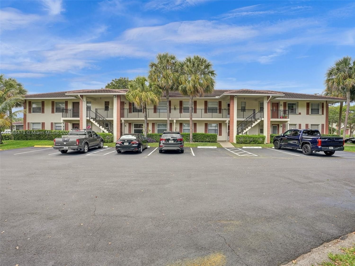 Real estate property located at 9987 Three Lakes Cir #9987, Palm Beach County, ROSEWOOD CONDO, Boca Raton, FL