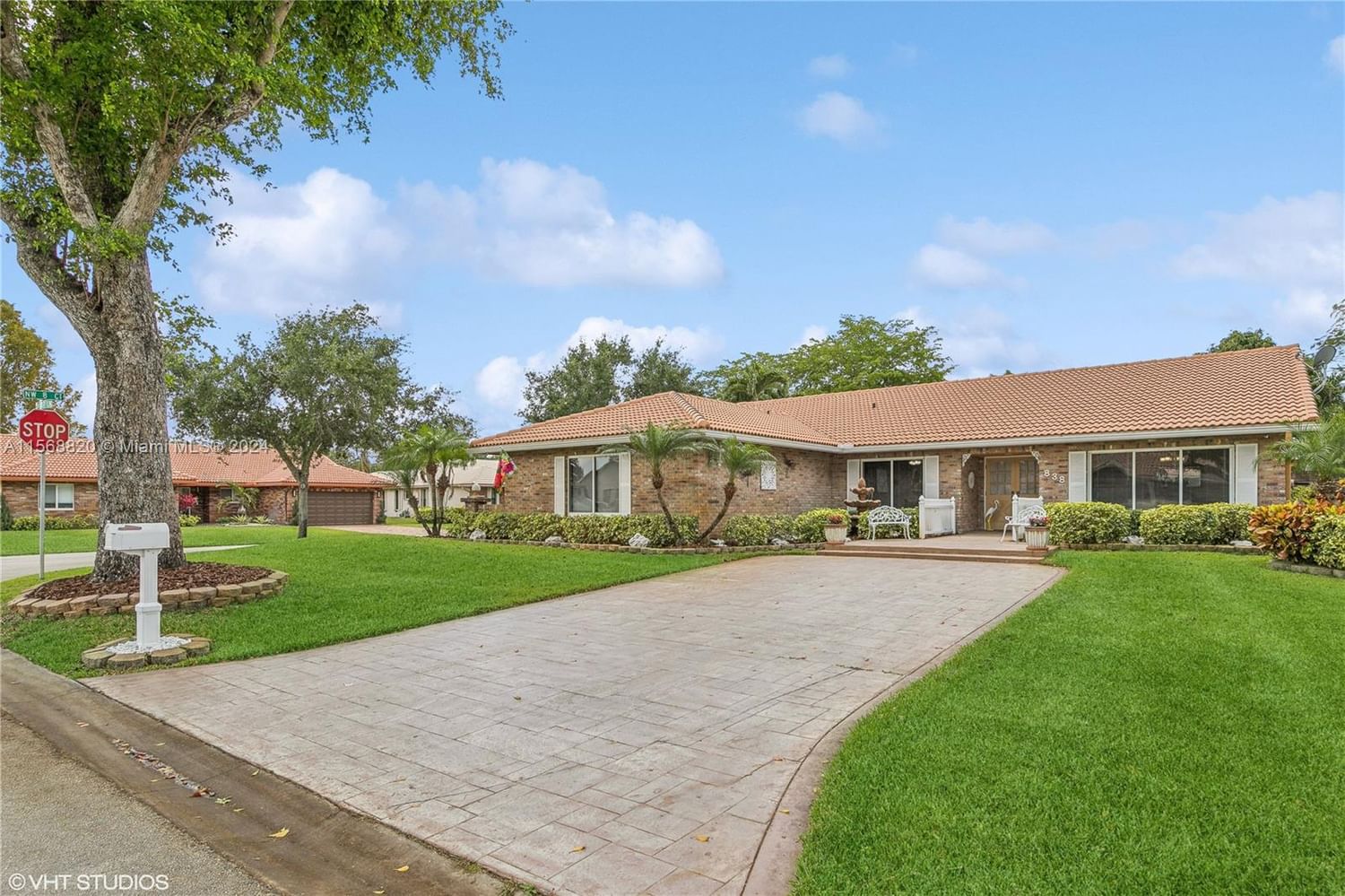 Real estate property located at 838 107th Ln, Broward County, CYPRESS RUN, Coral Springs, FL