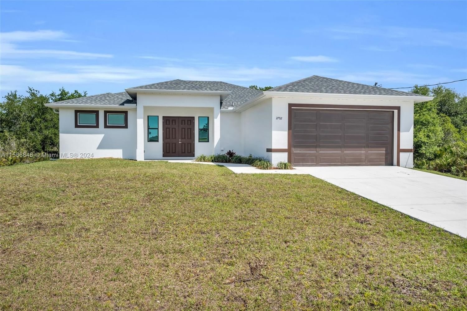 Real estate property located at 813 Poinsettia Ave, Lee County, LEHIGH ACRES, Lehigh Acres, FL