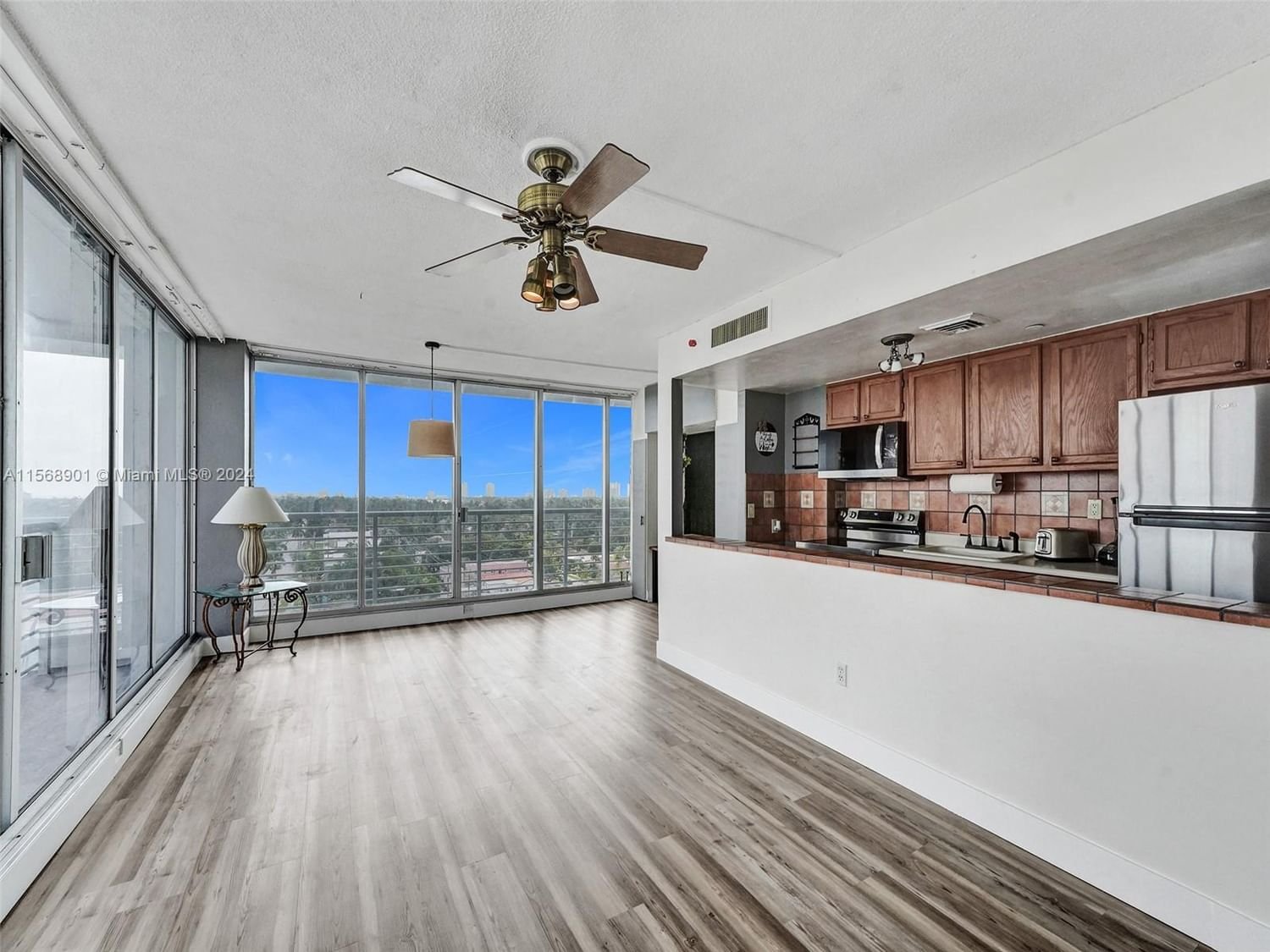 Real estate property located at 1720 Harrison St #10E, Broward County, HOME TOWER CONDO, Hollywood, FL