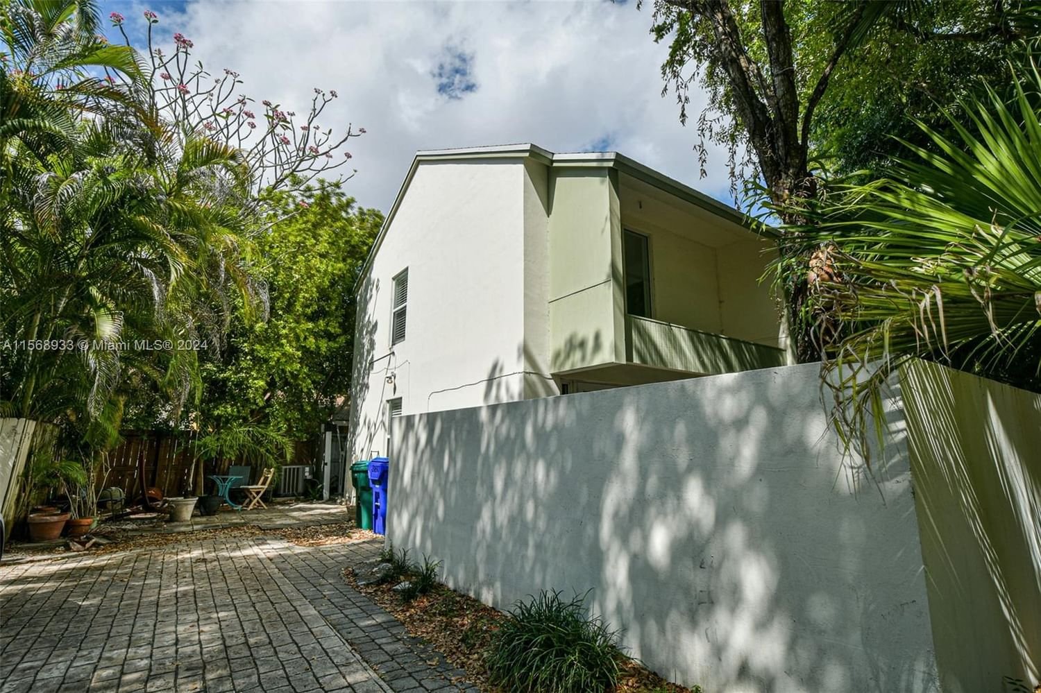 Real estate property located at 3160 Mary St #2, Miami-Dade County, COCONUT GROVE TOWNHOUSE C, Coconut Grove, FL