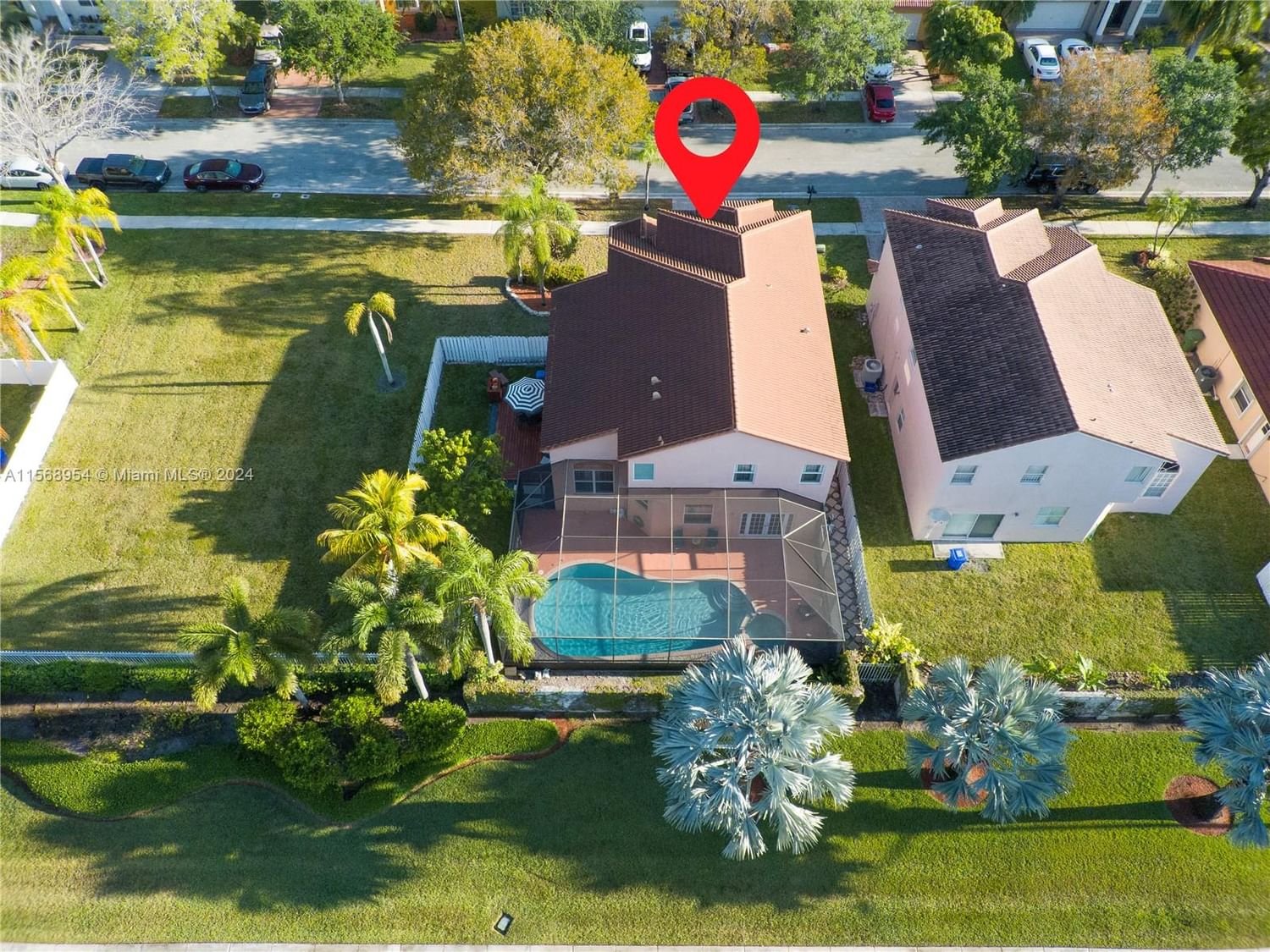 Real estate property located at 18438 9th St, Broward County, CHAPEL LAKE ESTATES, Pembroke Pines, FL