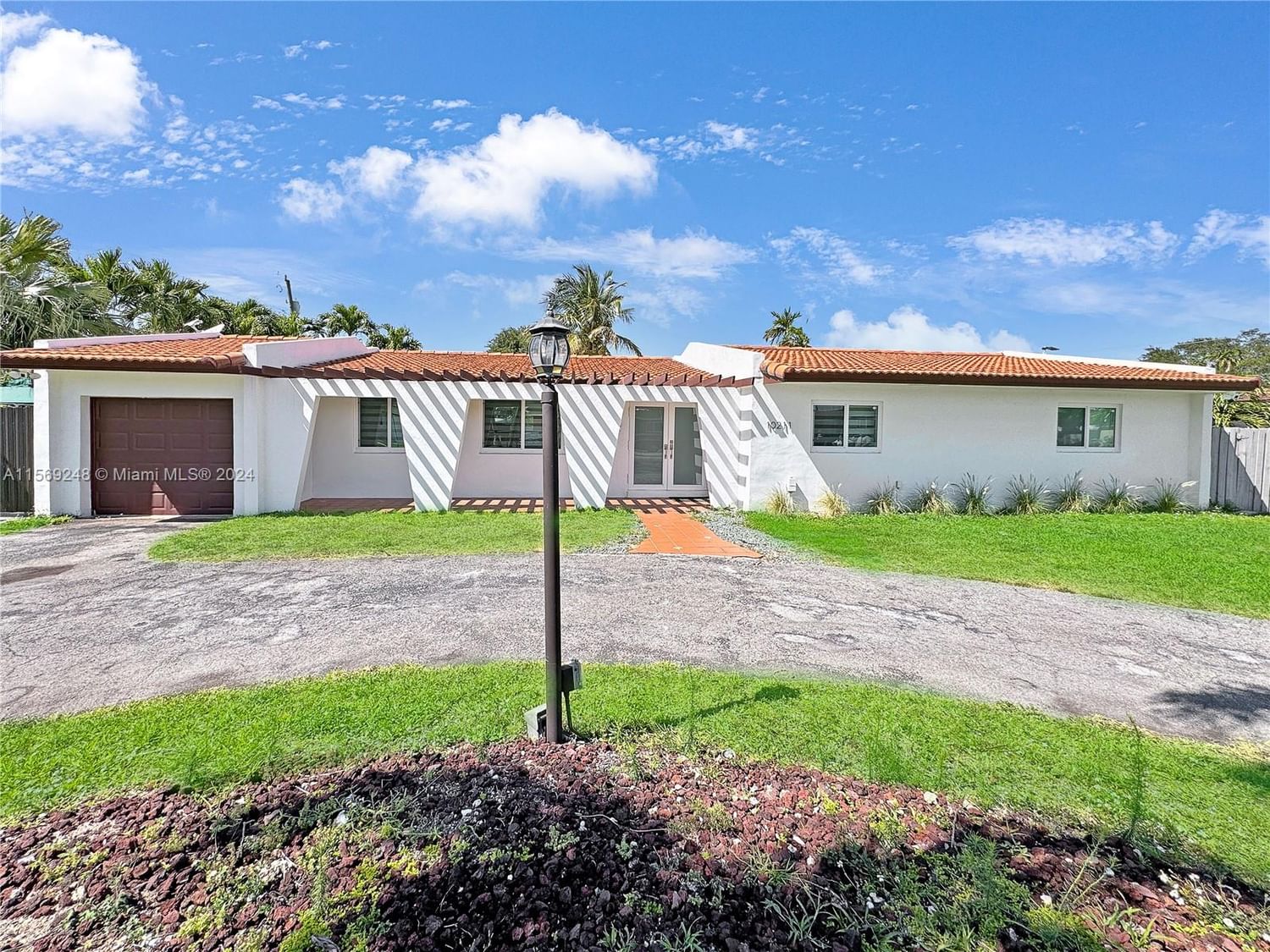 Real estate property located at 10211 32nd St, Miami-Dade County, THE GRAN CESAR SUB, Miami, FL