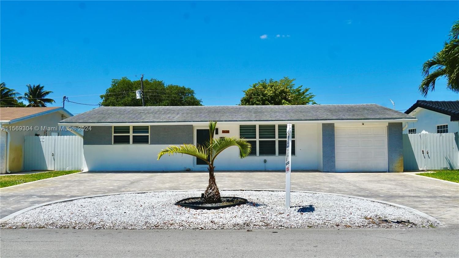 Real estate property located at 2630 Tarpon Dr, Broward County, MIRAMAR SEC 15, Miramar, FL