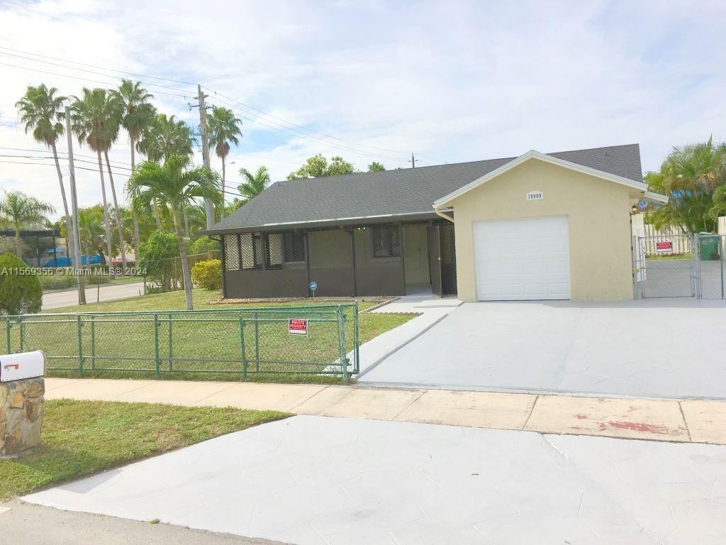 Real estate property located at 19990 34th Ct, Miami-Dade County, LESLIE ESTATES SEC 14, Miami Gardens, FL