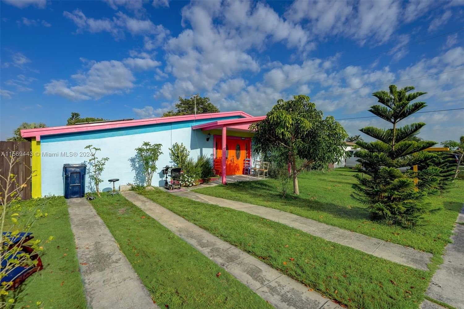 Real estate property located at 30090 147th Ct, Miami-Dade County, HMSTD LAKE PARK HOMES, Homestead, FL