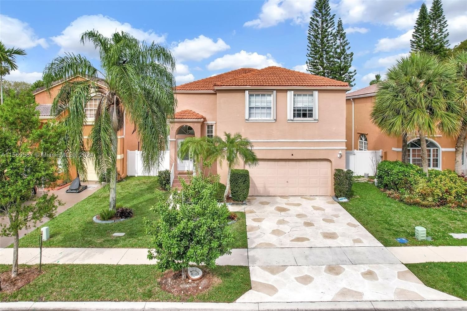 Real estate property located at 126 152nd Ave, Broward County, TOWNGATE, Pembroke Pines, FL
