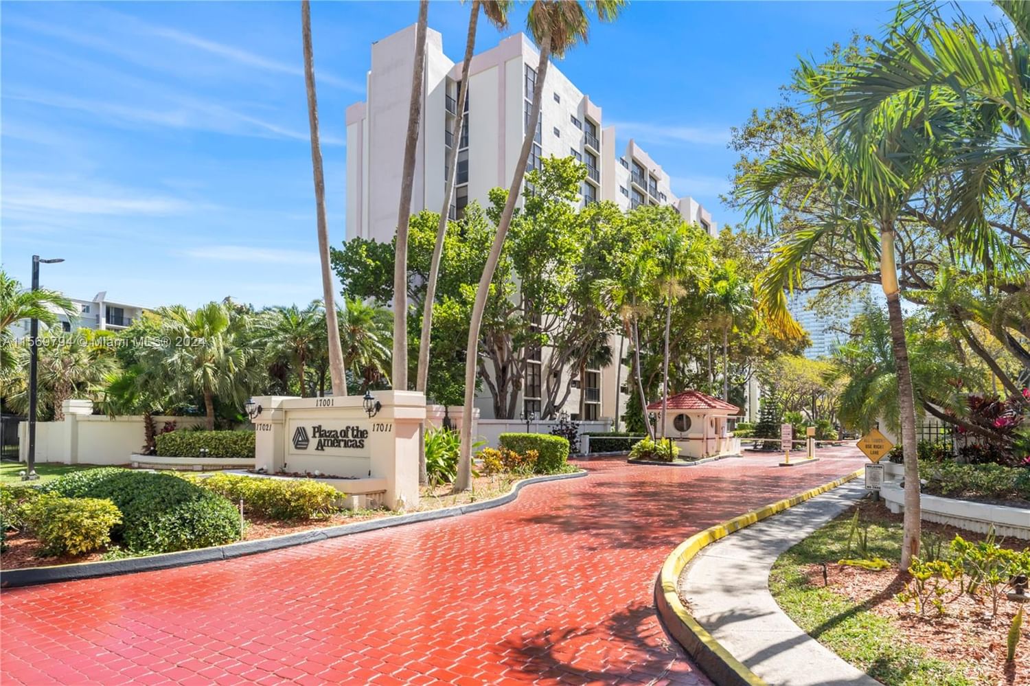 Real estate property located at 16909 North Bay Road #608, Miami-Dade County, PLAZA OF AMERICAS CONDO P, Sunny Isles Beach, FL