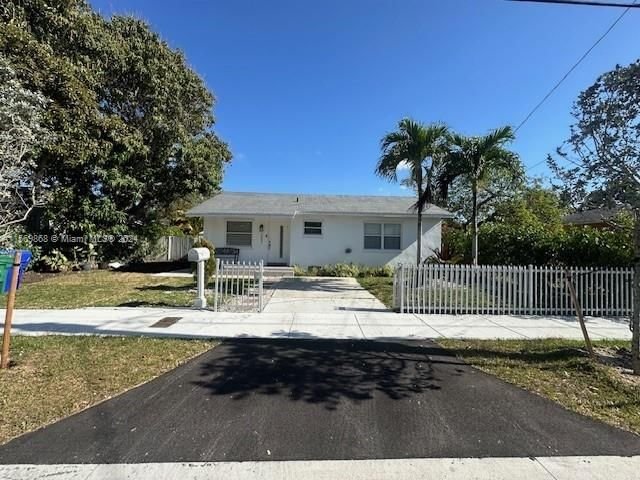 Real estate property located at 3005 24th Ter, Miami-Dade County, THE PINES, Miami, FL