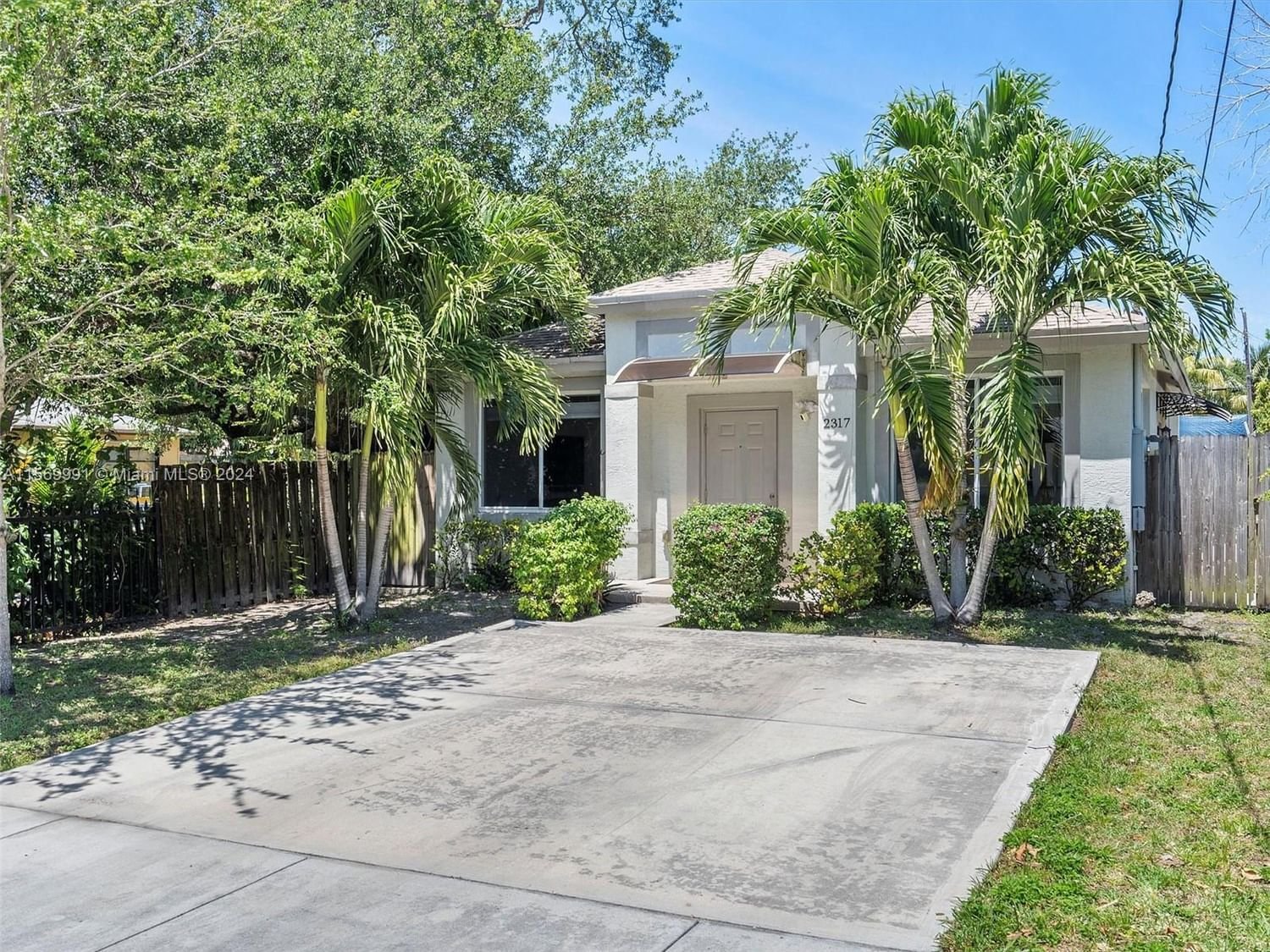 Real estate property located at 2317 55th Ter, Miami-Dade County, HIGH RIDGE PARK, Miami, FL