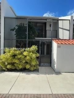 Real estate property located at 425 Grapetree Dr #207, Miami-Dade County, GRAPETREE TOWNHOUSE CONDO, Key Biscayne, FL