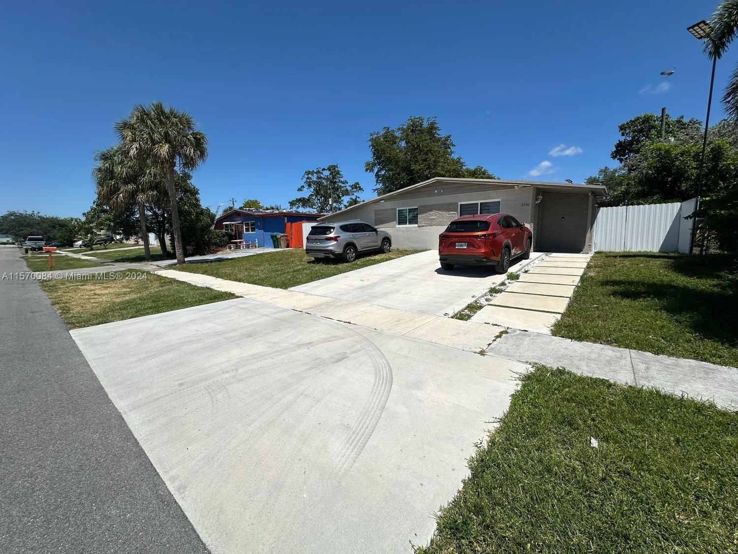 Real estate property located at 3770 58th Ter, Broward County, PLAYLAND VILLAGE SEC 3, Davie, FL