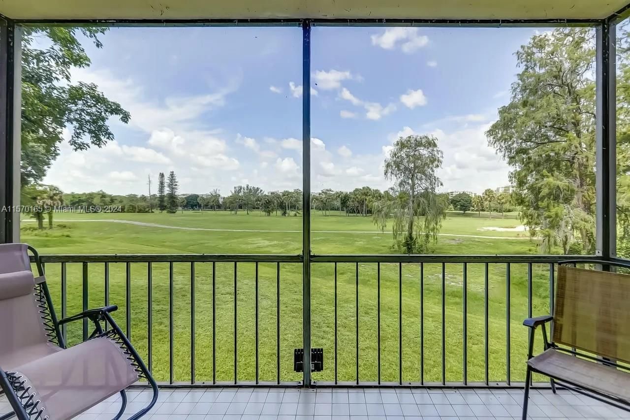 Real estate property located at 6301 Falls Cir Dr #00, Broward County, INVERRARY COUNTRY CLUB, Lauderhill, FL