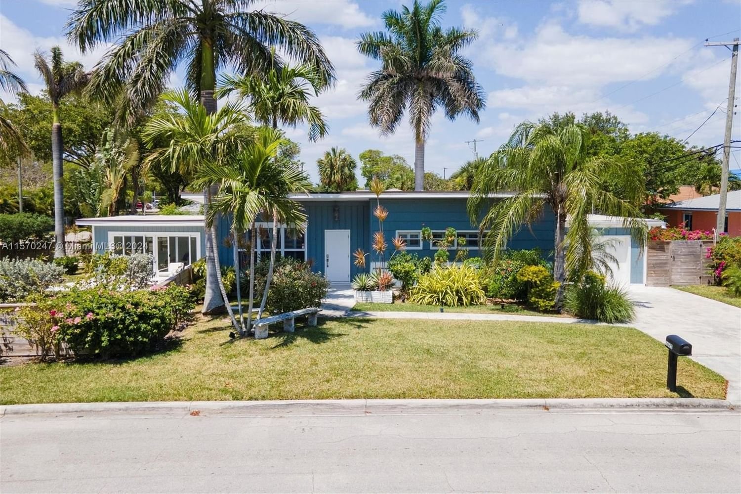 Real estate property located at 1625 Palmway, Palm Beach County, BLACKWELL PARK REV PL, Lake Worth, FL