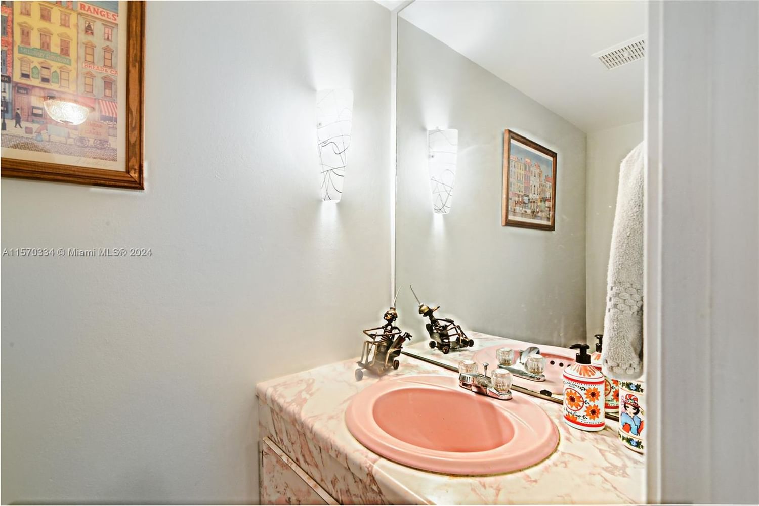 Real estate property located at 300 Diplomat Pkwy #608, Broward, Fairways Riviera Condo, Hallandale Beach, FL