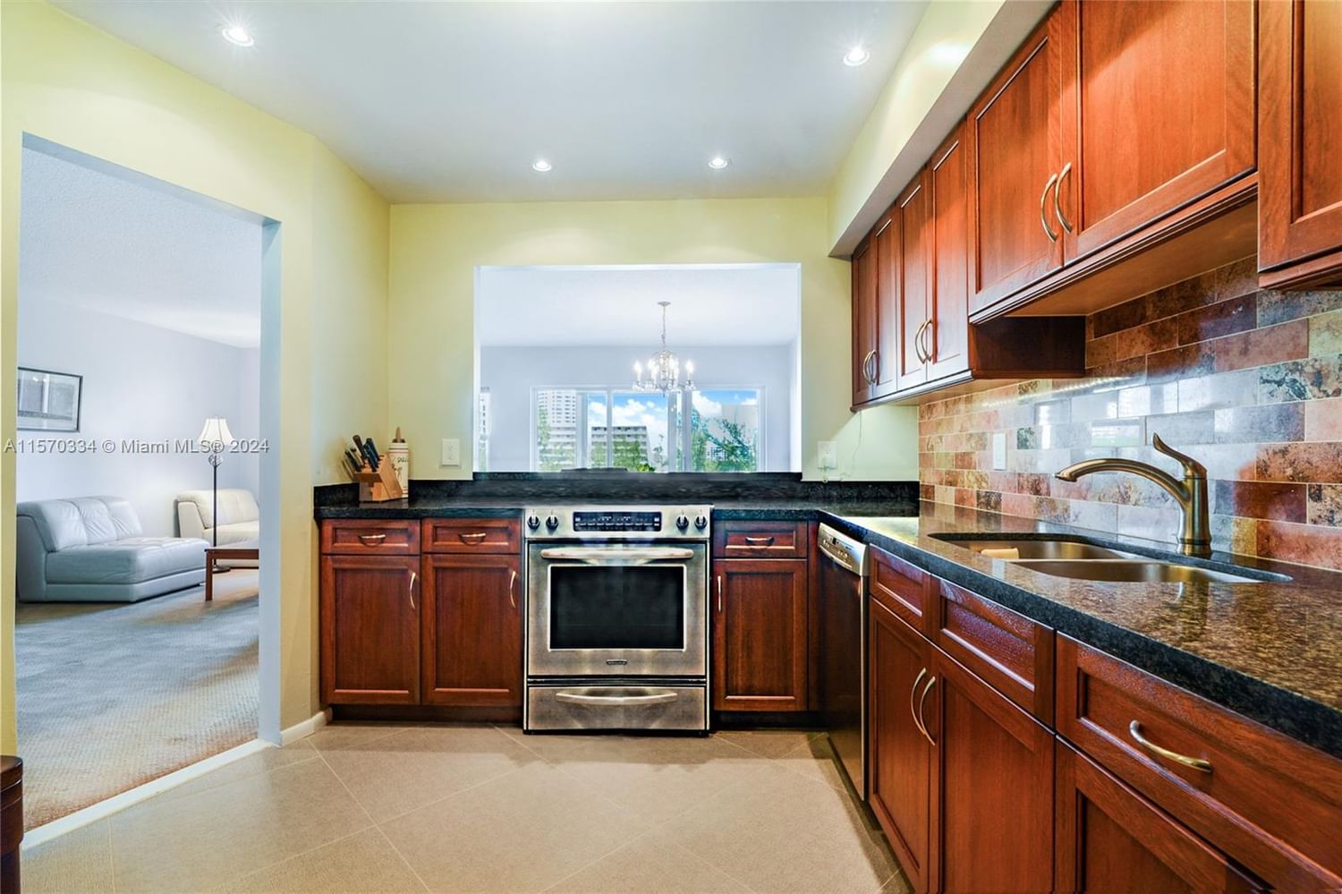 Real estate property located at 300 Diplomat Pkwy #608, Broward, Fairways Riviera Condo, Hallandale Beach, FL
