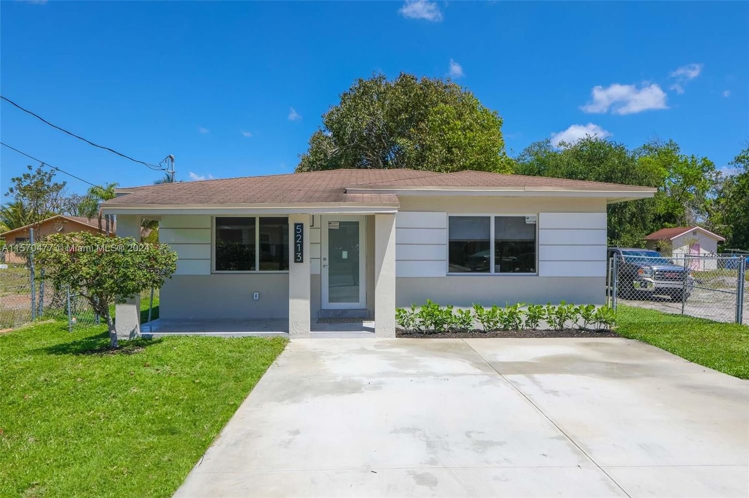 Real estate property located at 5213 22nd St, Broward County, CARVER RANCHES REV PLAT, West Park, FL