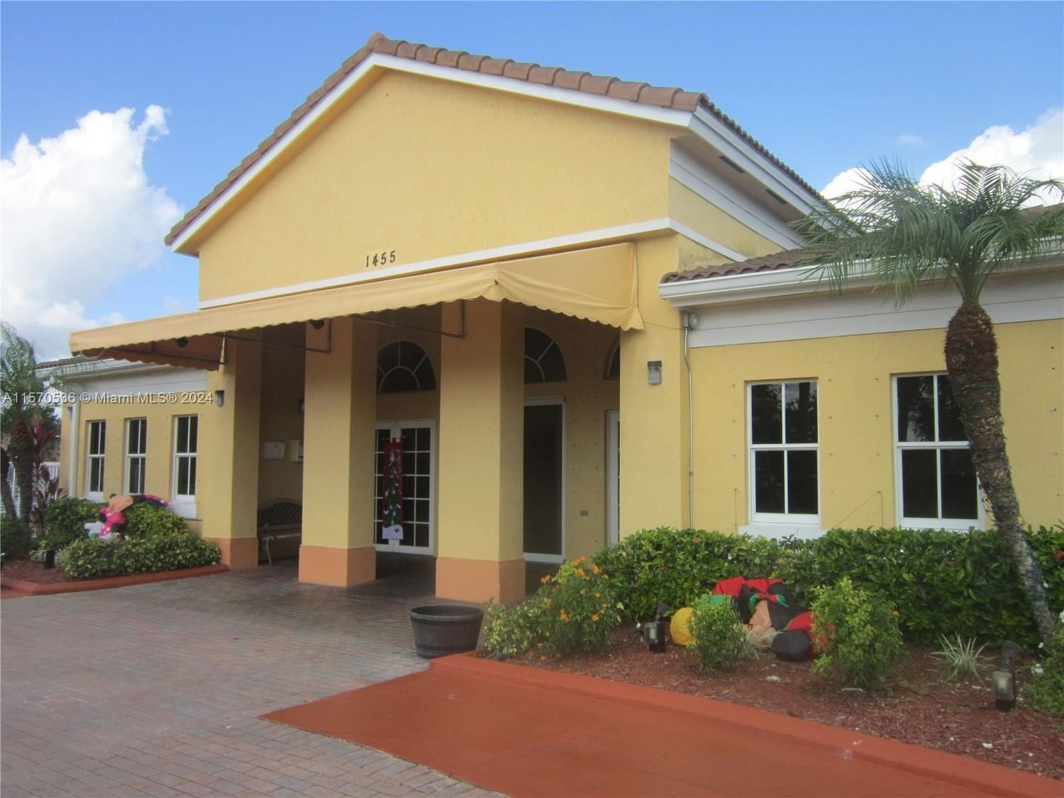 Real estate property located at 1536 25th St #204, Miami-Dade County, SHOMA CONDO AT KEYS COVE, Homestead, FL