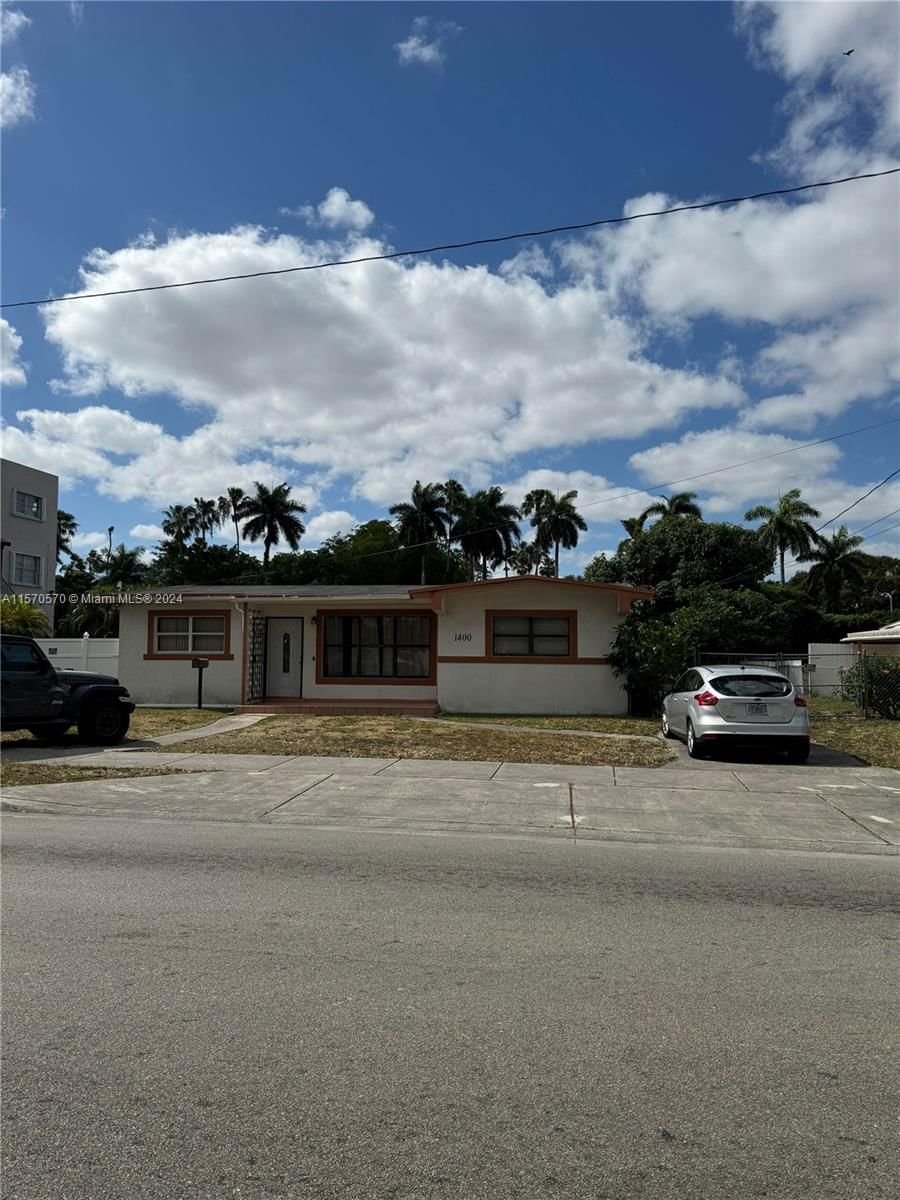 Real estate property located at 1400 53rd St, Miami-Dade County, PALM SPRINGS ESTS 9TH ADD, Hialeah, FL