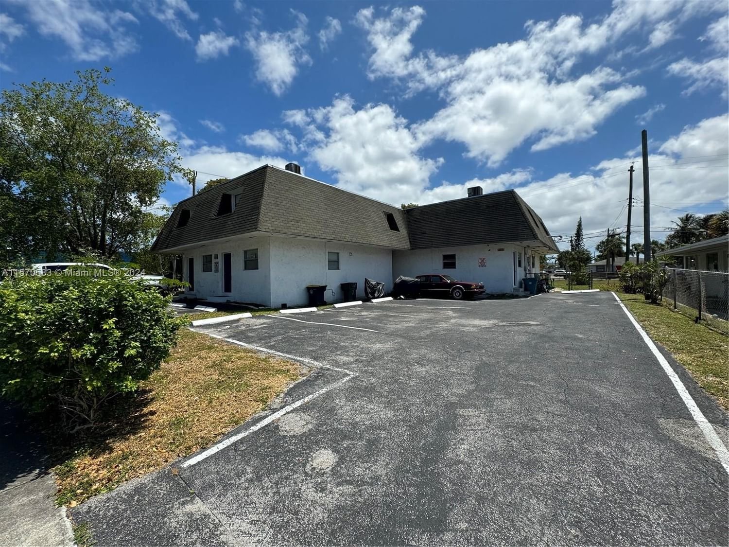 Real estate property located at 502 Phippen Waiters Rd, Broward County, COLLEGE TRACT, Dania Beach, FL