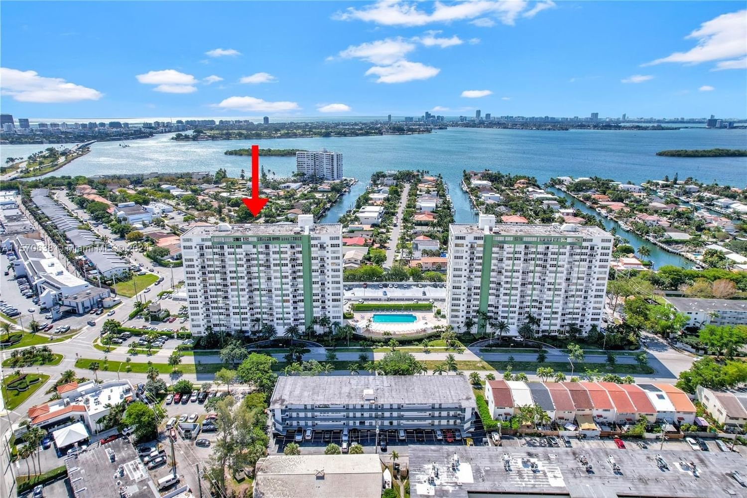 Real estate property located at 2150 Sans Souci Blvd B611, Miami-Dade County, BAYVIEW TOWERS CONDO SOUT, North Miami, FL