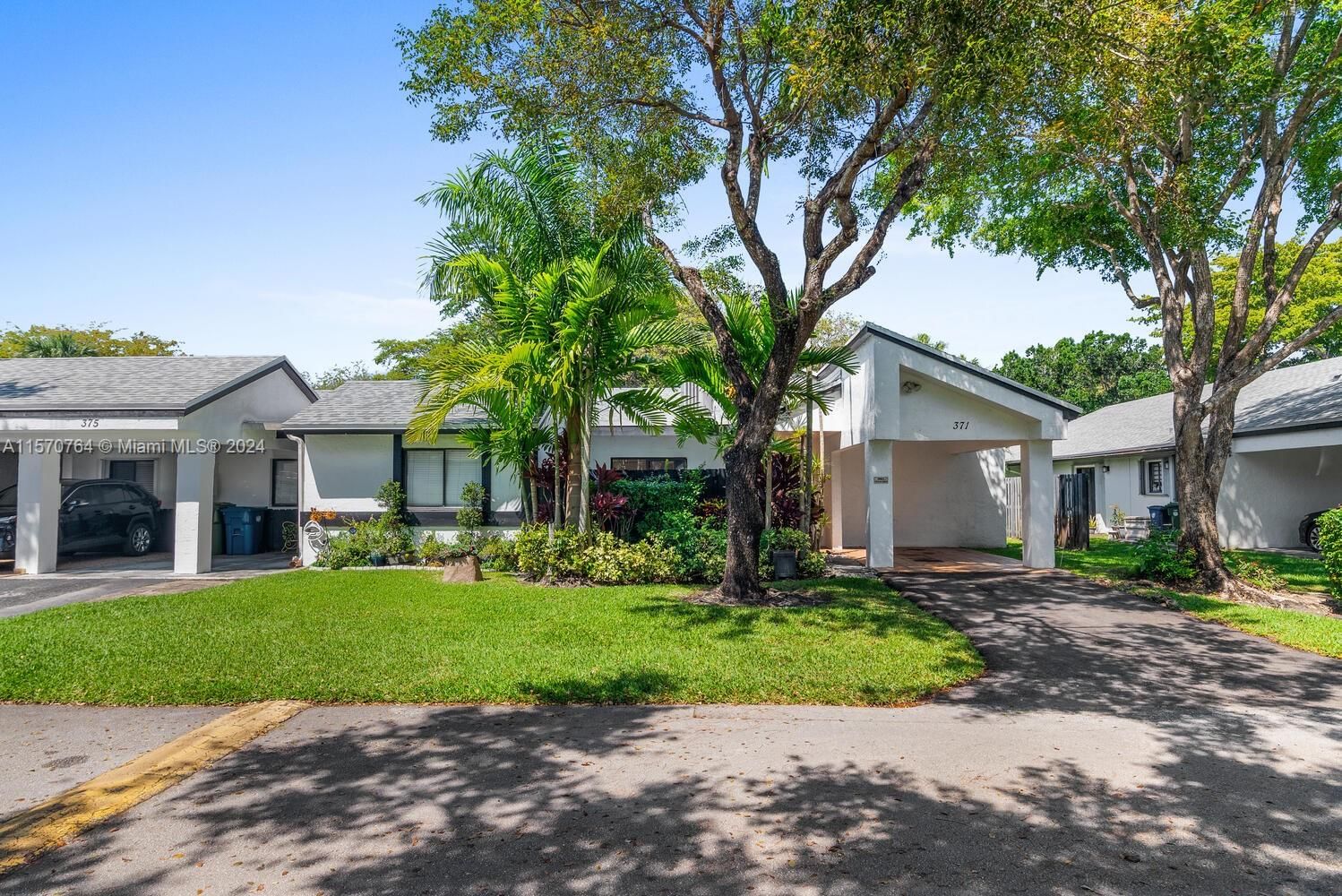 Real estate property located at 371 Fairway Cir #56, Broward County, VILLAS AT BONAVENTURE IN, Weston, FL