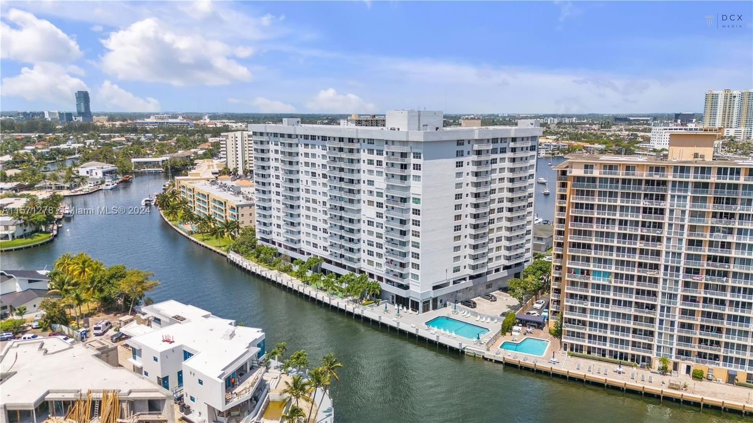 Real estate property located at 137 Golden Isles Dr #910, Broward County, GOLDEN SURF TOWERS CONDO, Hallandale Beach, FL
