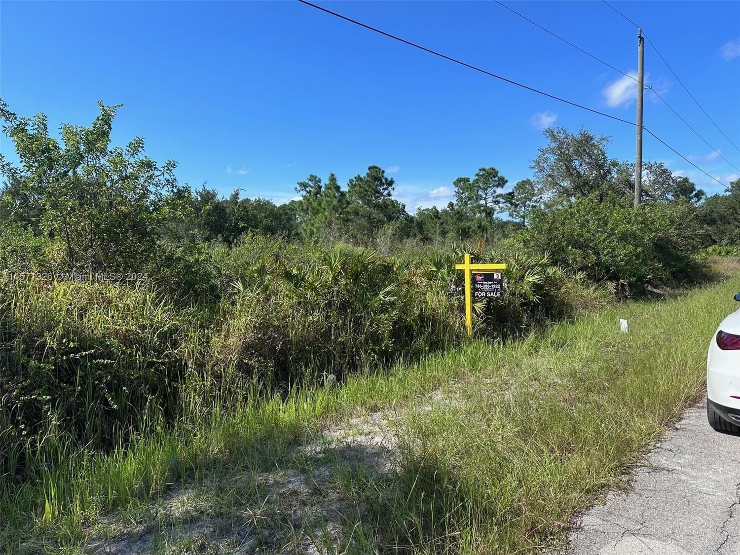Real estate property located at 1307 Fifth Ave, Lee County, Lehigh Acres, Lehigh Acres, FL
