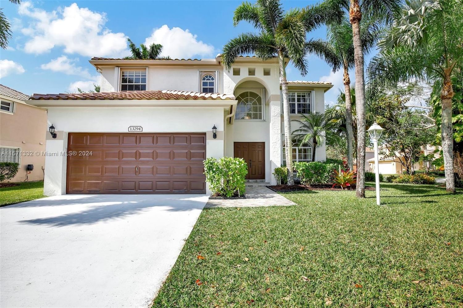 Real estate property located at 13294 12th St, Broward County, PEMBROKE FALLS PHASE 2, Pembroke Pines, FL