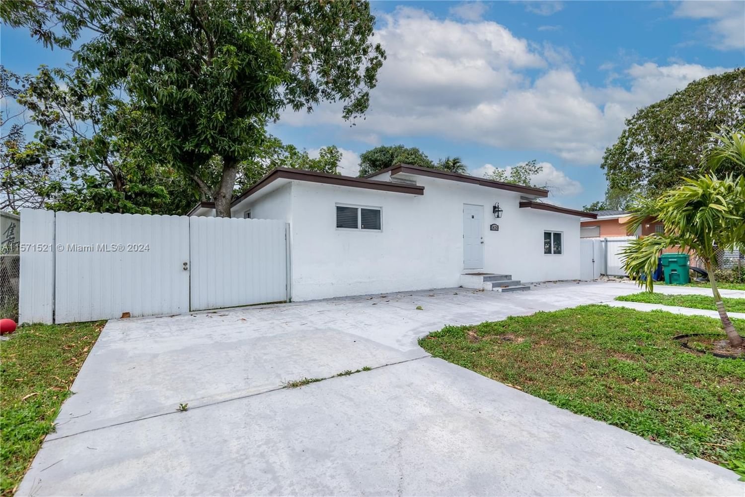 Real estate property located at 1420 116th St, Miami-Dade County, GUNTON HEIGHTS, Miami, FL