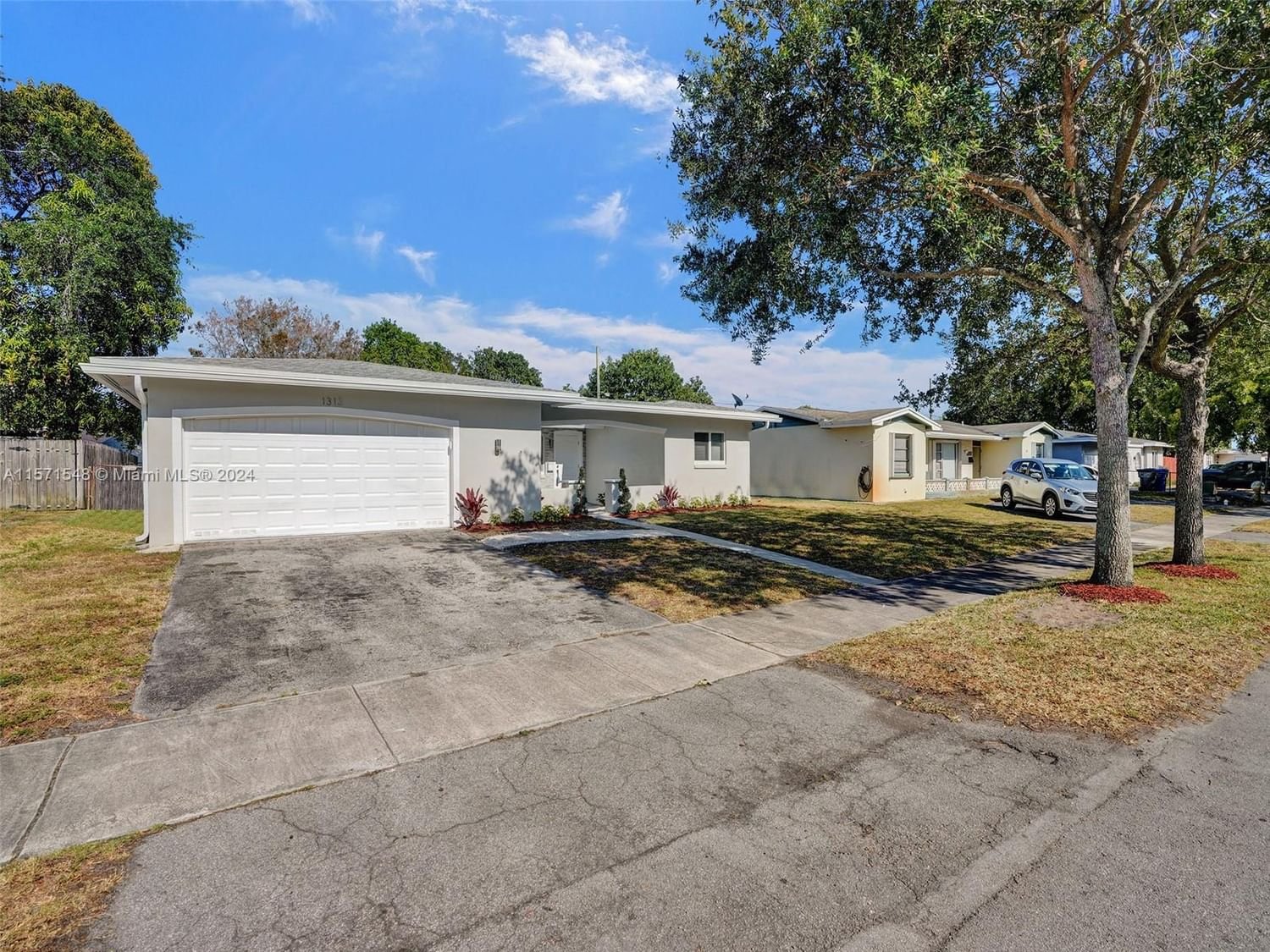 Real estate property located at 1313 74th Ter, Broward County, BOULEVARD HEIGHTS SECTION, Hollywood, FL