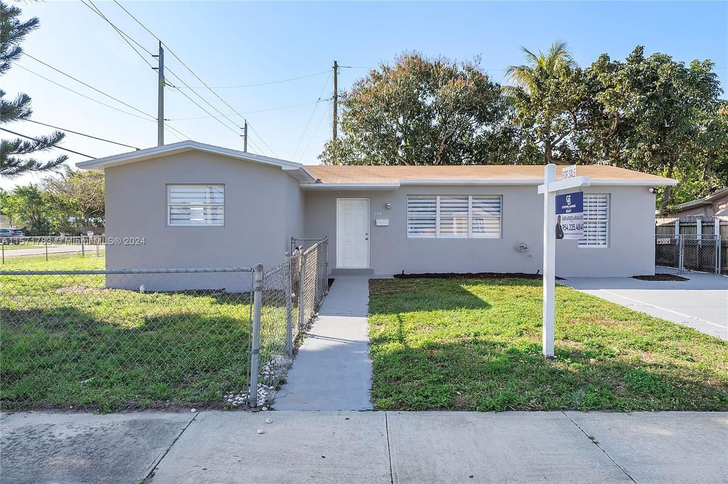 Real estate property located at 190 173rd St, Miami-Dade County, CON-GIA MNR, North Miami Beach, FL