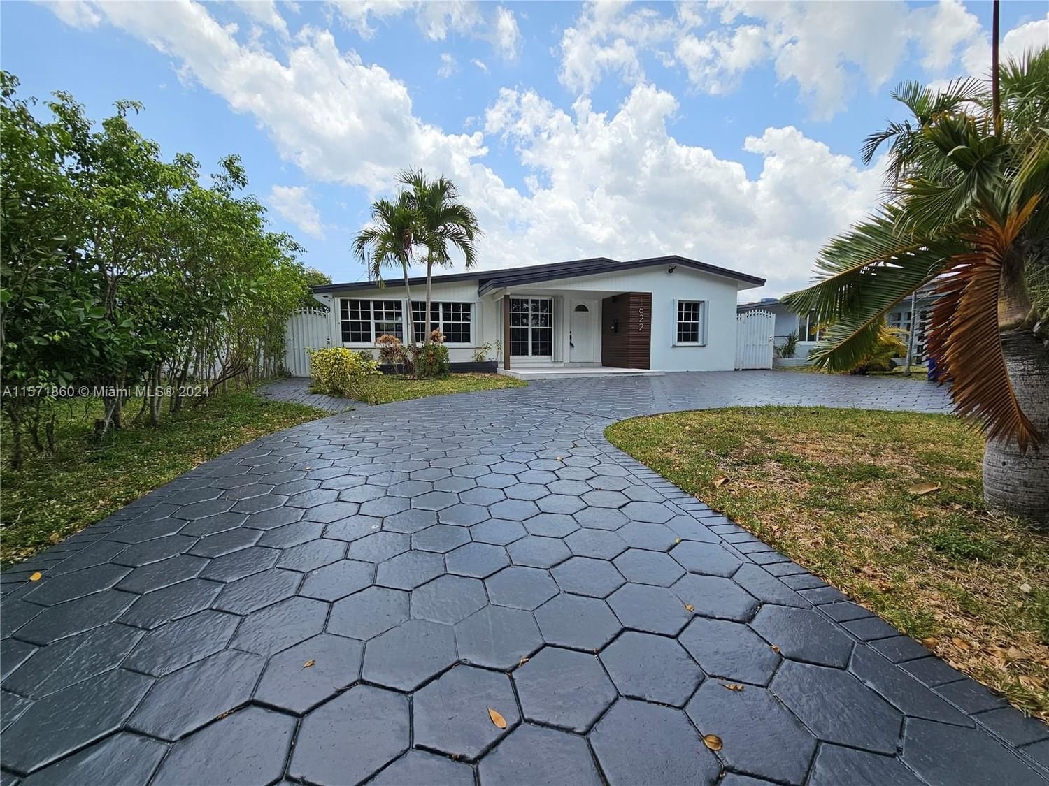 Real estate property located at 1622 169th St, Miami-Dade County, FULFORD BY SEA SEC E, North Miami Beach, FL