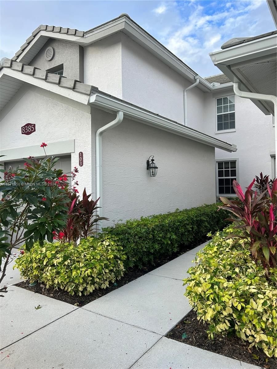 Real estate property located at 8385 WHISPER TRACE LN, Collier County, Whisper Trace LN, Naples, FL