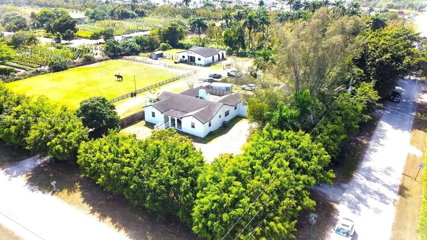 Real estate property located at 25600 182nd Ave, Miami-Dade County, REDLAND, Homestead, FL