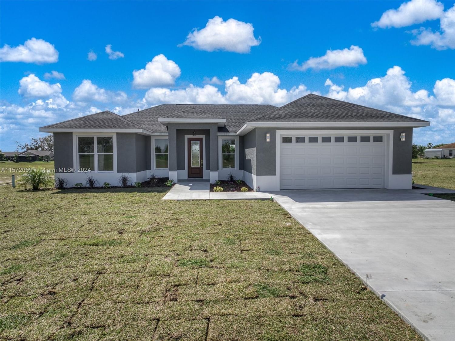 Real estate property located at 1304 BLue Heron Dr., Highlands County, Blue Heron Golf & C C, Sebring, FL