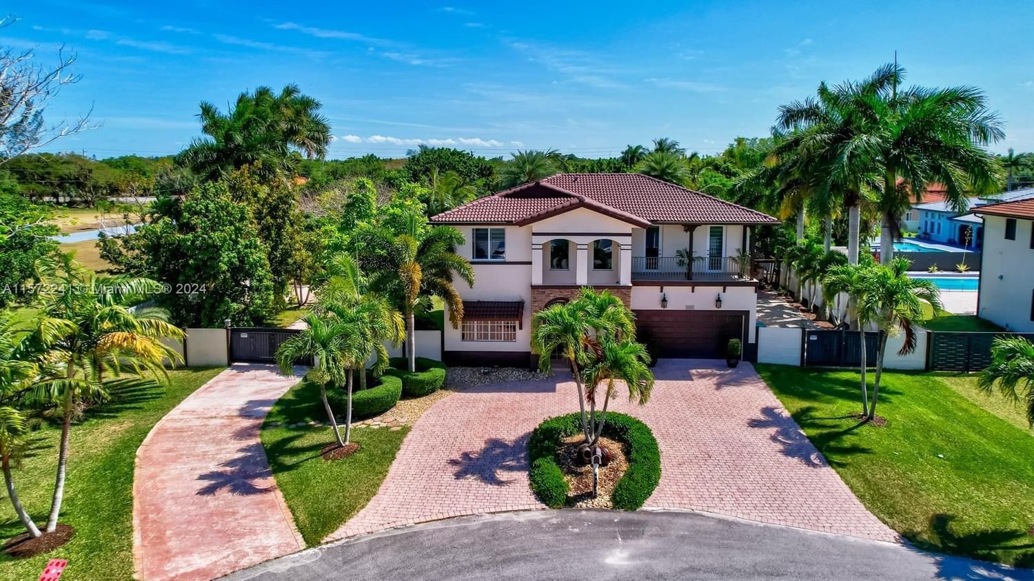 Real estate property located at 12832 198th Ter, Miami-Dade County, RENAISSANCE RANCHES, Miami, FL