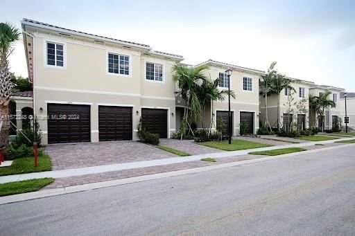 Real estate property located at 2735 81st Ter, Broward County, CALABRIA CONDOMINIUM, Miramar, FL