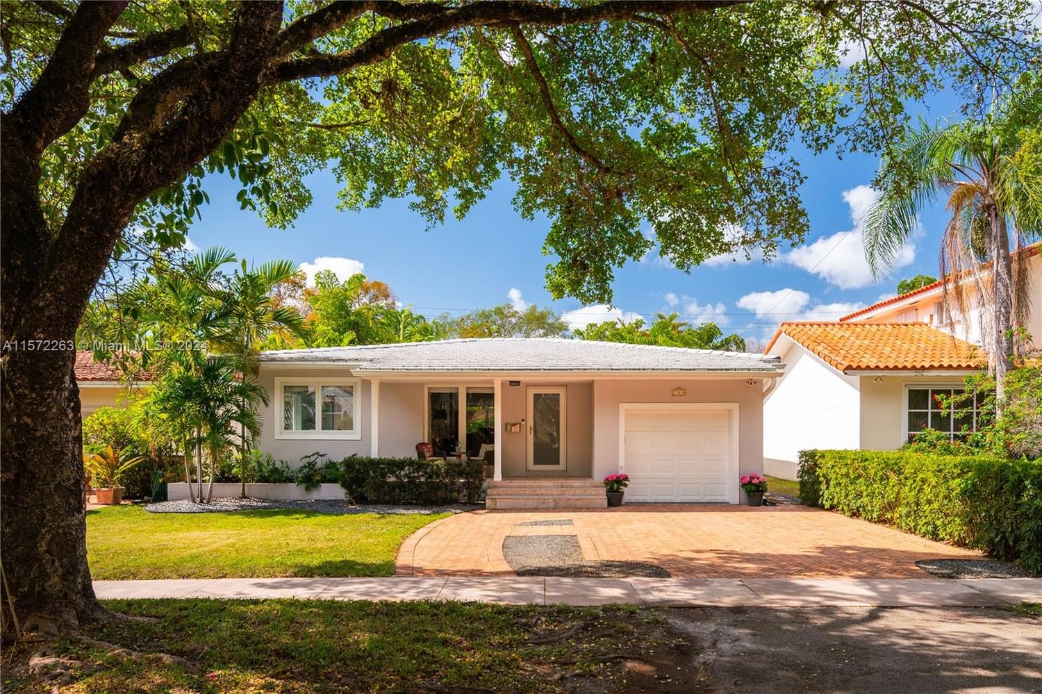 Real estate property located at 708 Majorca Ave, Miami-Dade County, CORAL GABLES SEC B, Coral Gables, FL