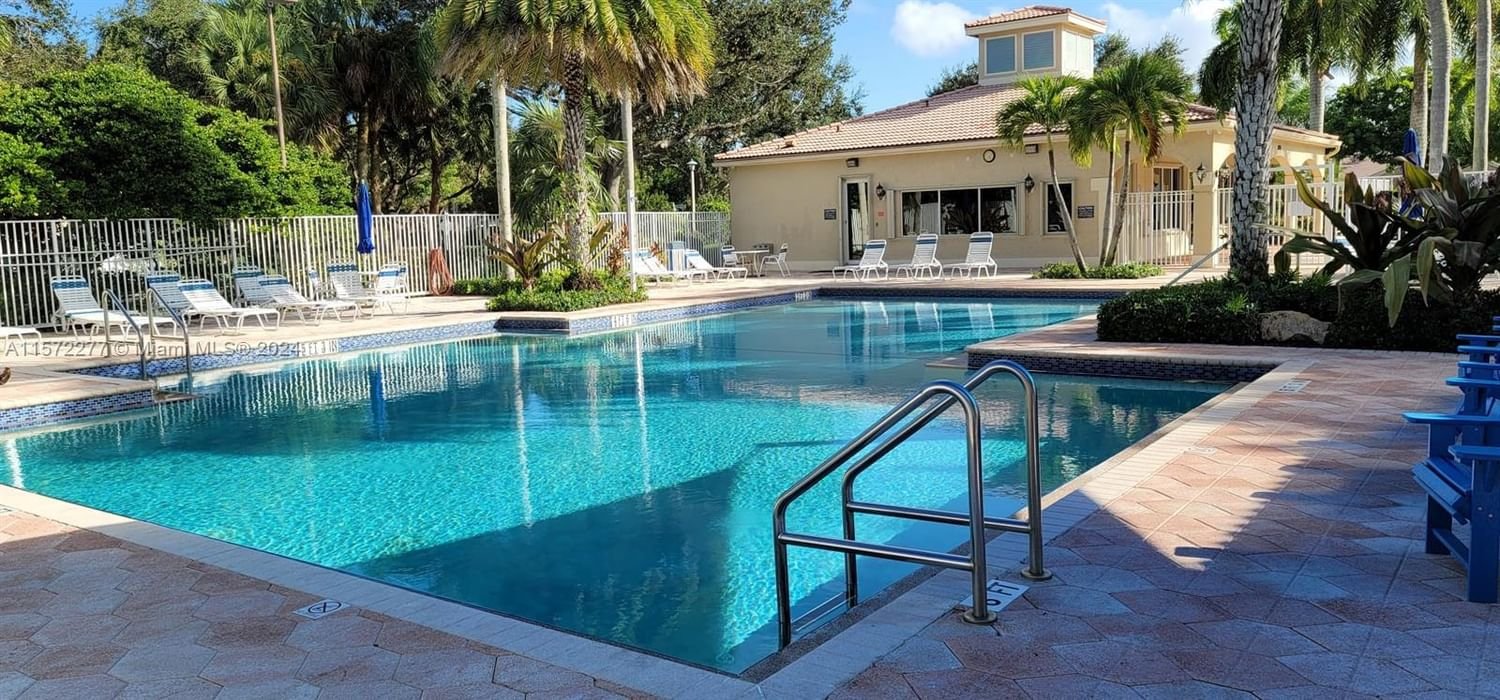 Real estate property located at 8233 White Rock Cir, Palm Beach County, NAUTICA 2, Boynton Beach, FL