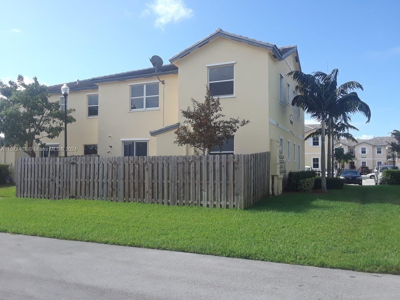 Real estate property located at 134 28th Ter #21, Miami-Dade County, FIJI CONDO NO 1, Homestead, FL