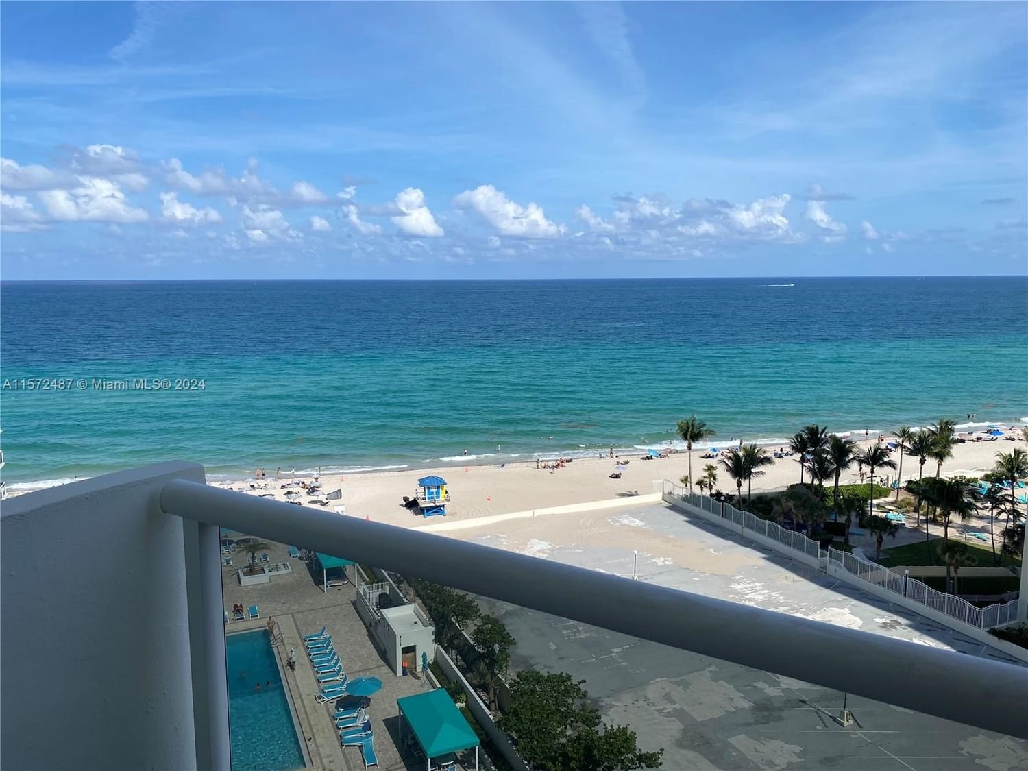 Real estate property located at 3725 Ocean Dr #1114, Broward County, SEA AIR TOWERS CONDO, Hollywood, FL