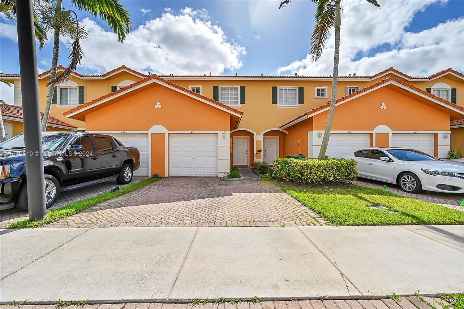 Real estate property located at 490 Saint Tropez Ln, Broward County, AZTEC PLAT, Margate, FL