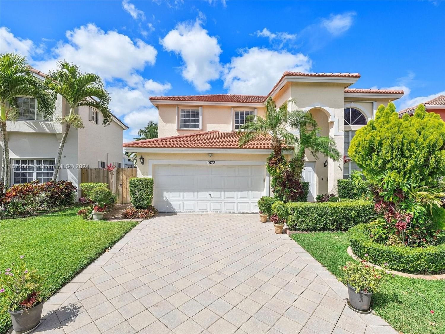 Real estate property located at 10172 164th Pl, Miami-Dade County, FOREST LAKES ESTATES SEC, Miami, FL