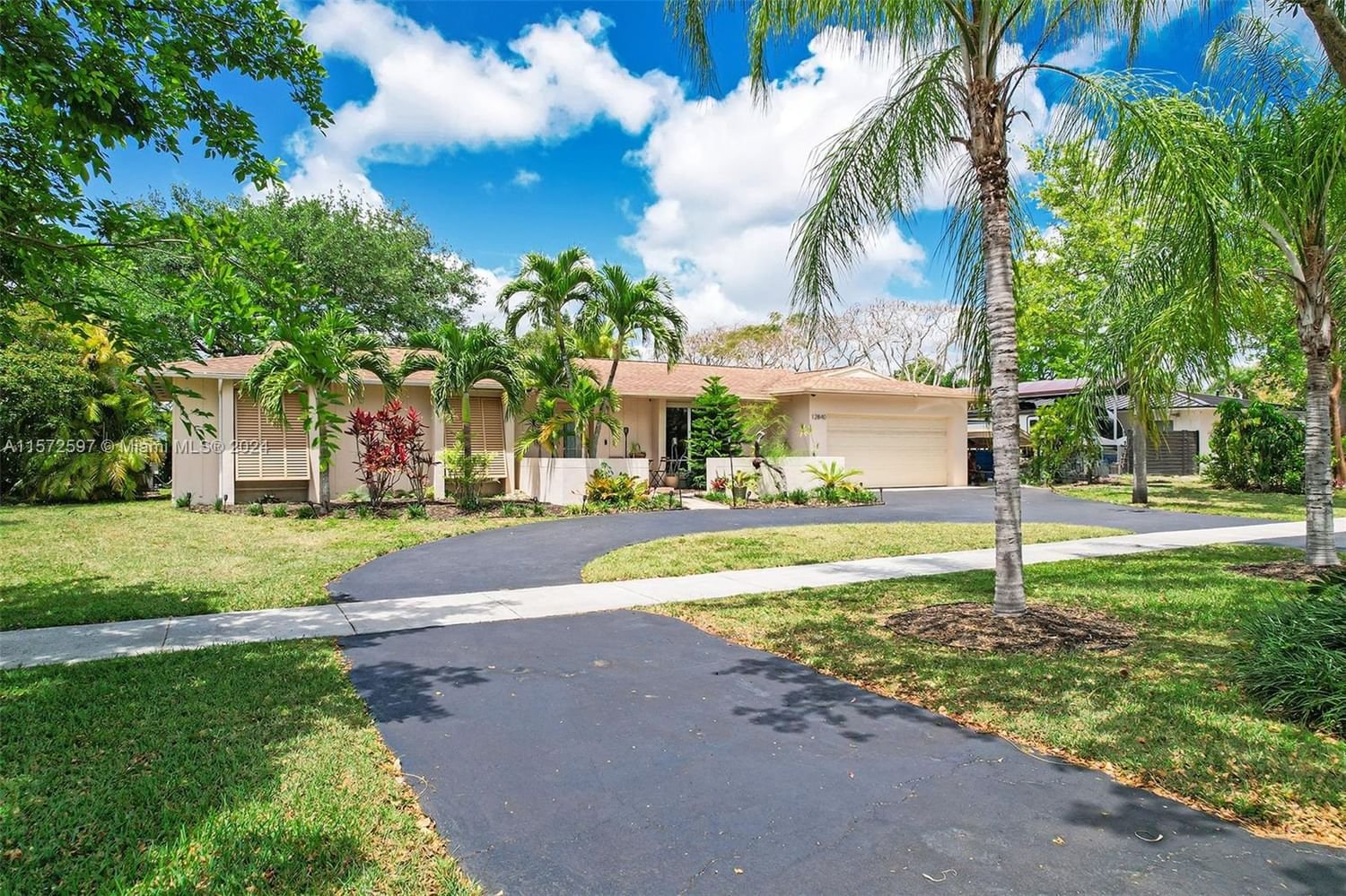 Real estate property located at 12840 112th Ave, Miami-Dade County, PINE SHORE SEC 3, Miami, FL